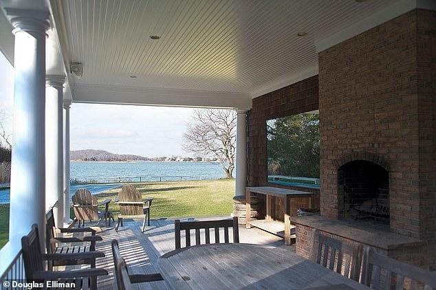 Məşhur müğənni bu villa üçün 415 min kirayə ödəyəcək - FOTOLAR